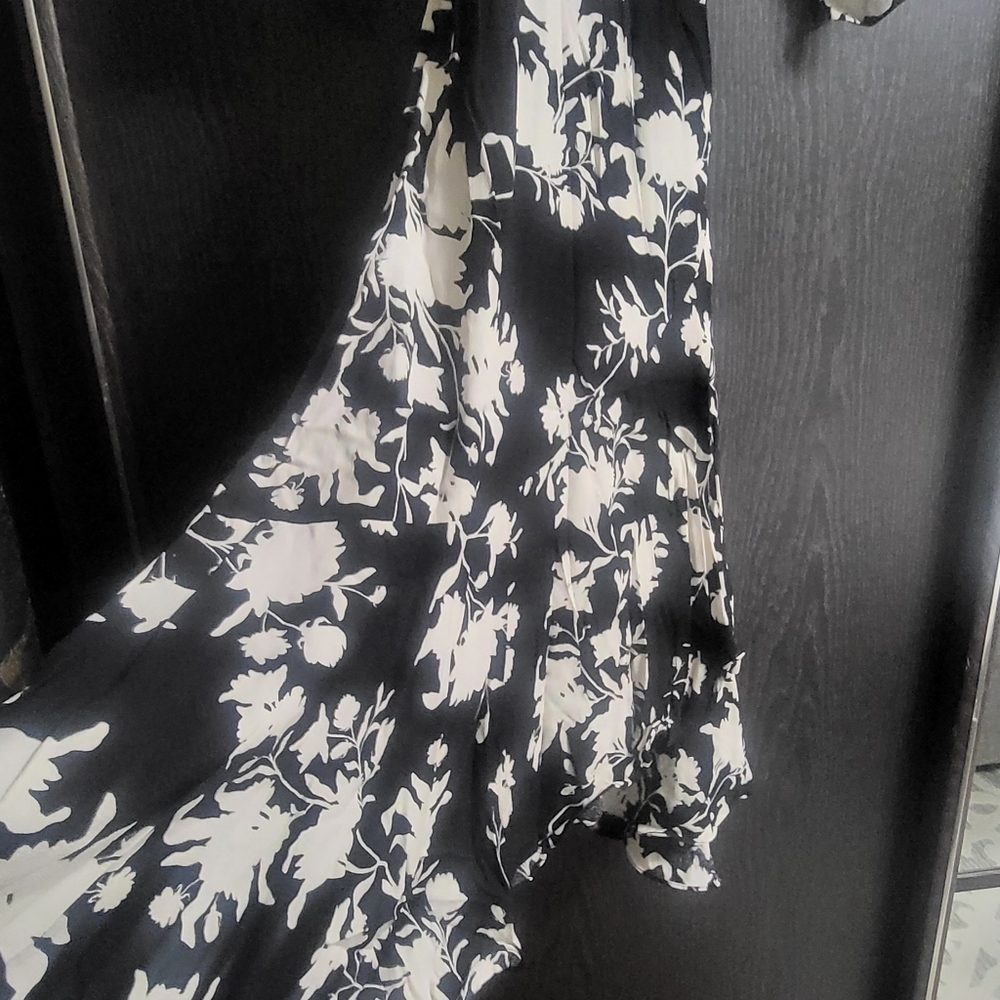 Johanna Ortiz x H&M Creped Orchid Maxi Wrap Dress Black White - Picture 9 of 12